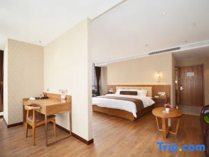 Standard Double room with view