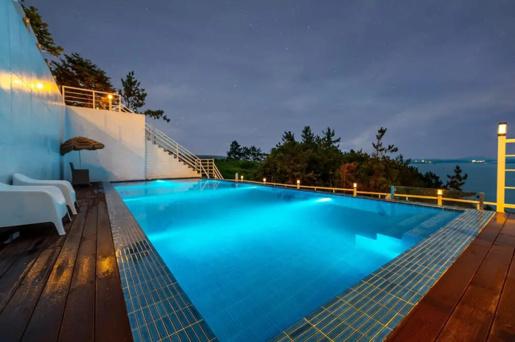 yeosu mereu spa pension