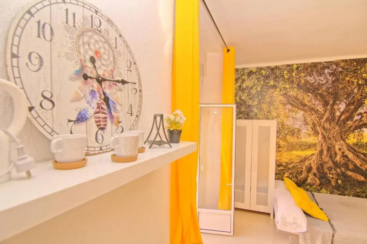 Balcony & Room