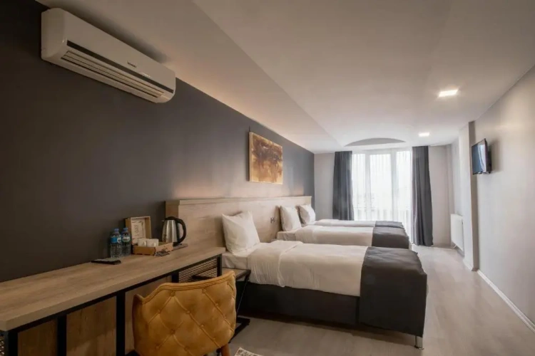 Superior Quadruple room