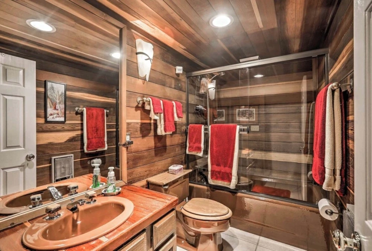 4 Bedrooms Cottage