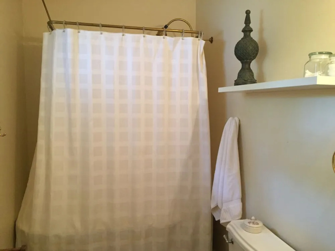 White Oak Manor Bed & Breakfast