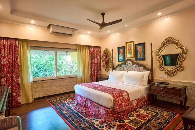 Mayfair Manor Alibag