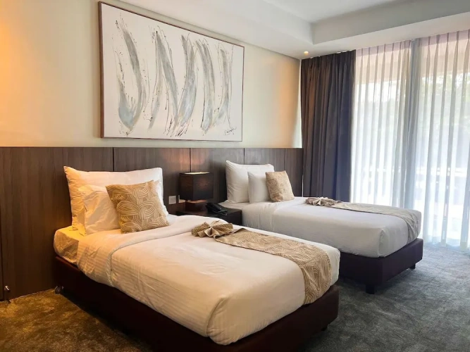 Deluxe Twin room with balcony