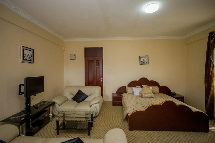 Grand Global Hotel