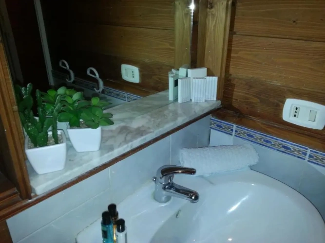 2 Bedrooms Quadruple Cottage