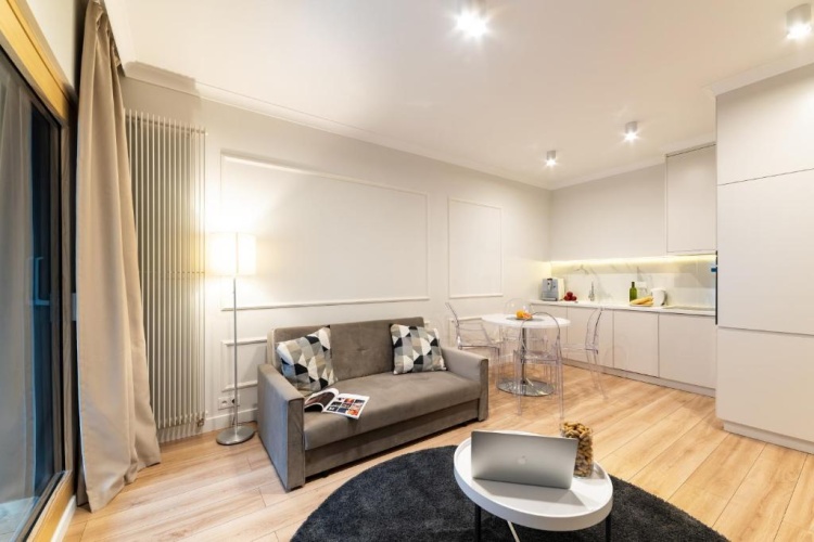 1 Bedroom Apartment
