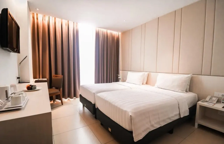 Premier Twin room