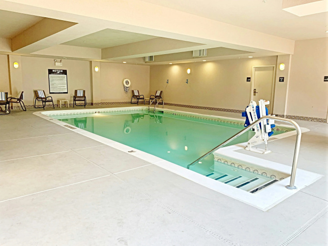 Hampton Inn Champaign/Urbana photo 17