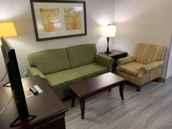 1 Bedroom Quadruple Suite