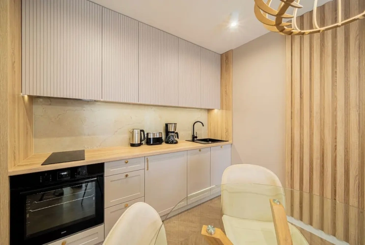 Deluxe Apartment