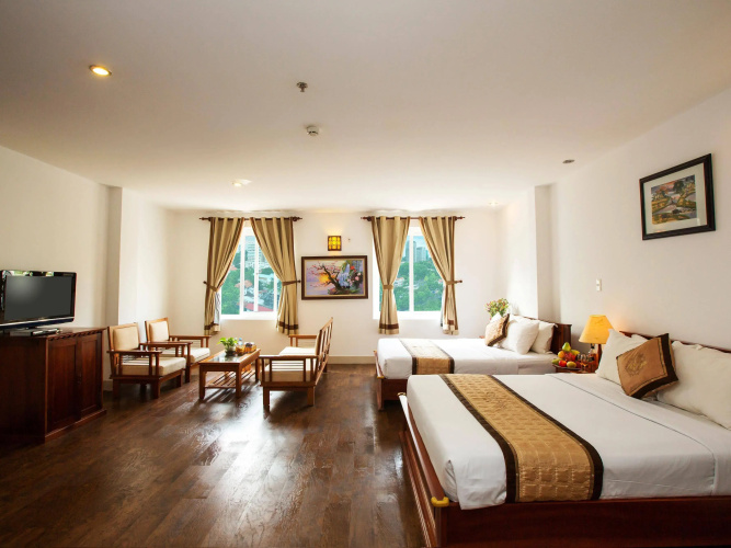 Golf Hotel