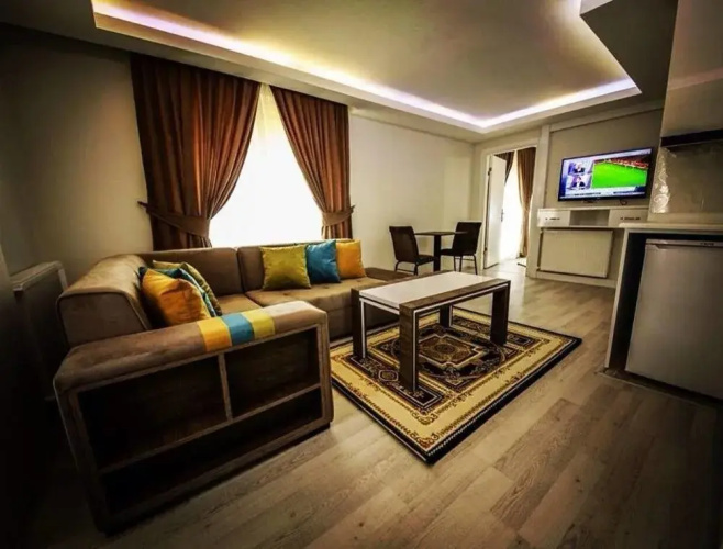 My Life Suit Hotel