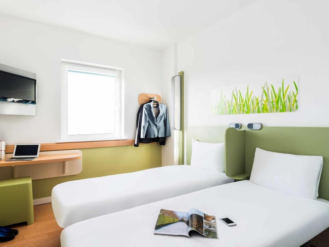 Twin room