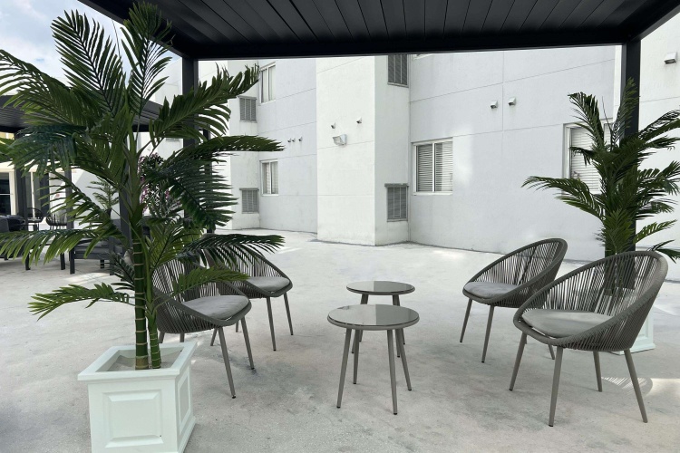 Nuvo Suites Hotel photo 31