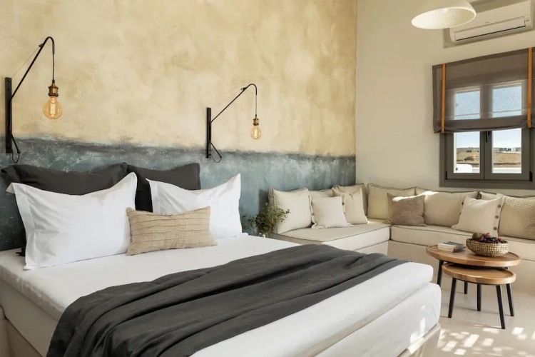 Suite with balcony