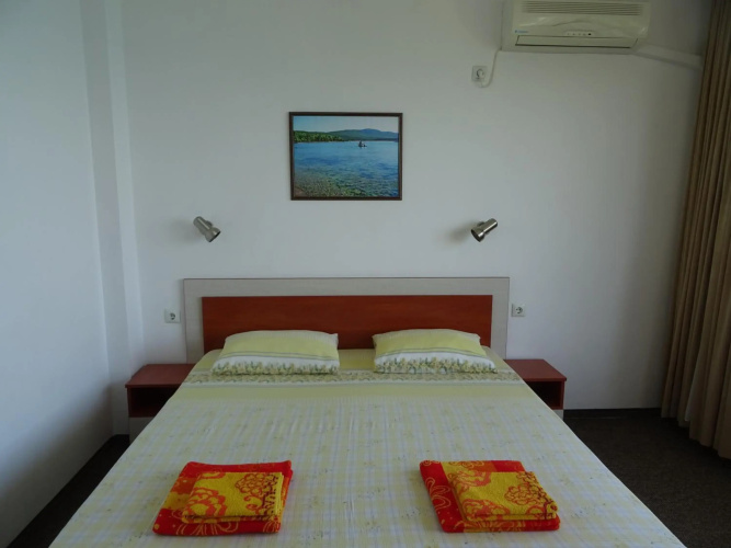 Dobrevi Guest House