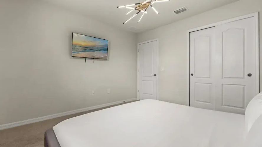 Luxe 7BR Solterra Villa Games Pool Themed Rooms