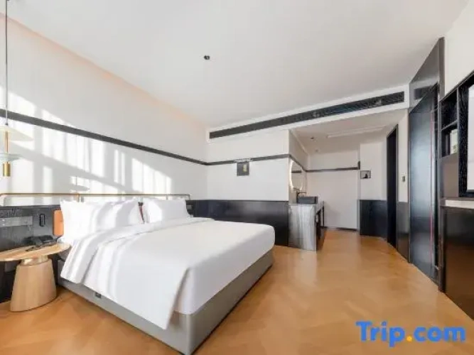 Suite with view