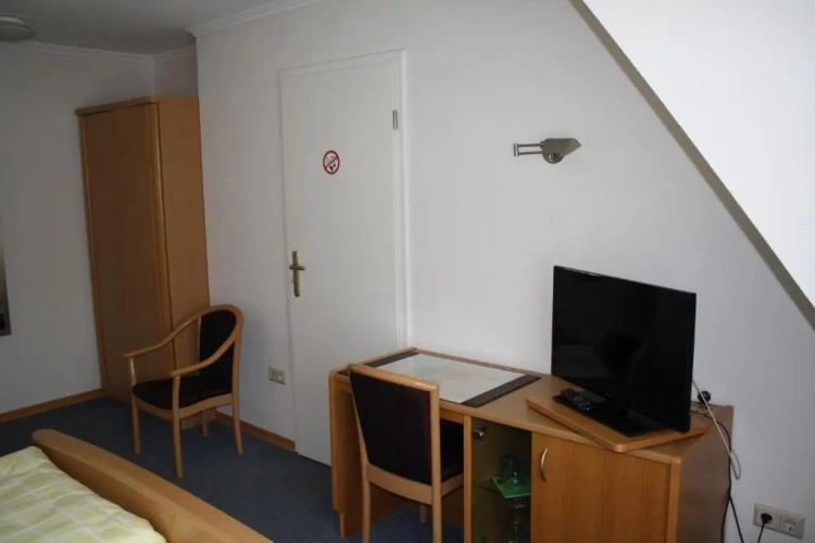 Apartment with garden view