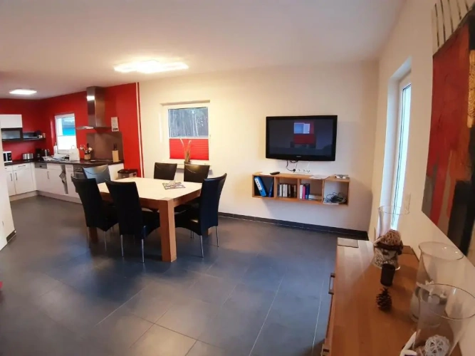 3 Bedrooms Cottage