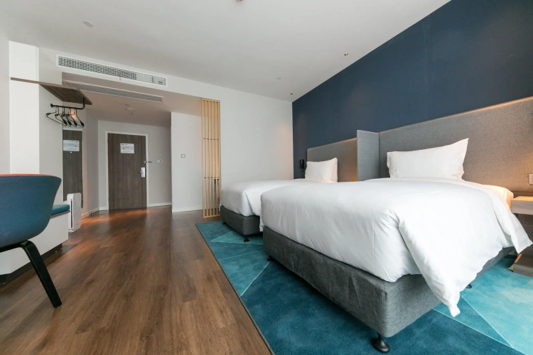 Standard Extra Floor Space Twin room