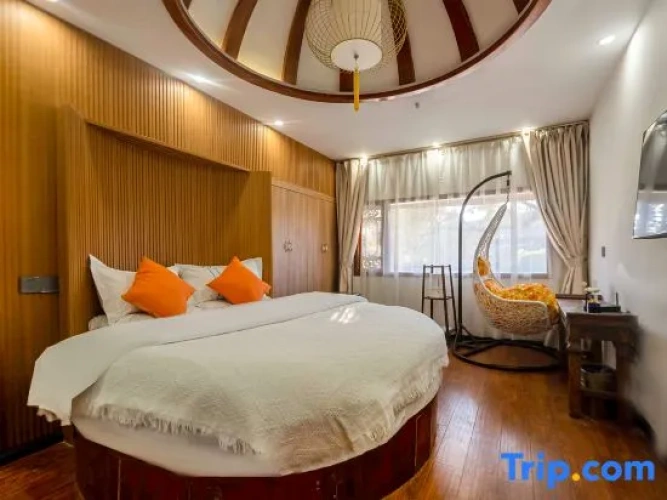 Standard Double room with courtyard view
