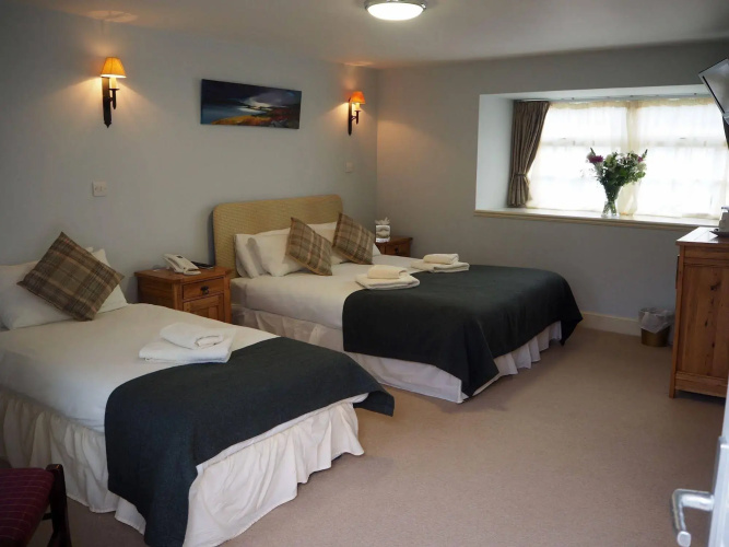 The Loch Ness Inn