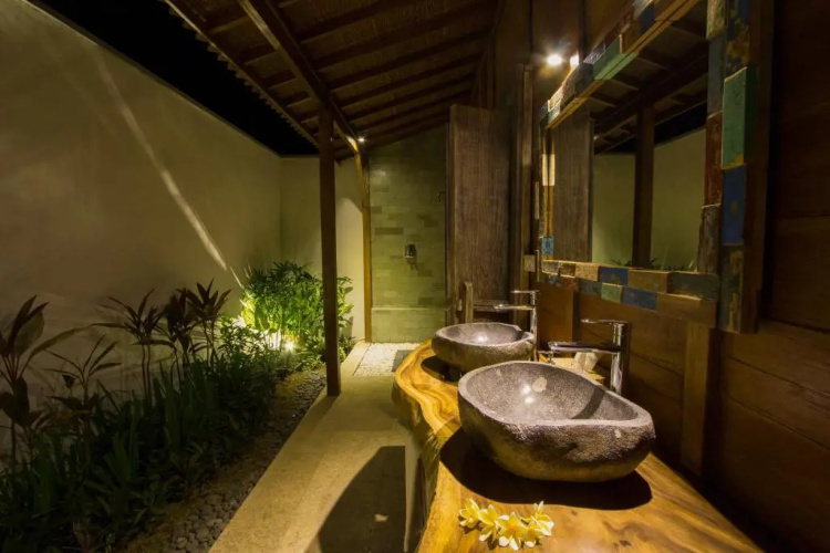 Benthos Bali Dive Resort