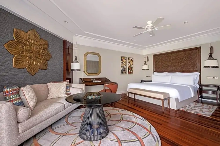 Classic Double room with balcony and with garden view