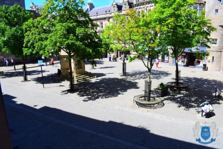 Luxury 2 Bed Serviced Apartment