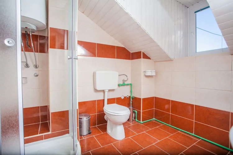 Top floor apartment