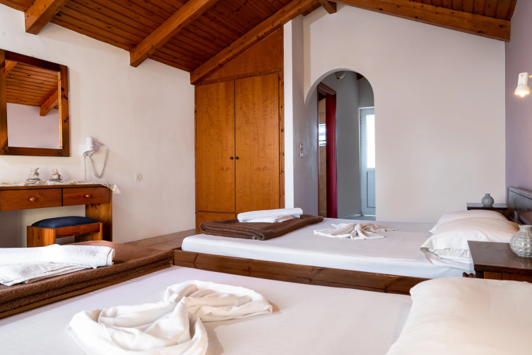 Antonis Apartments