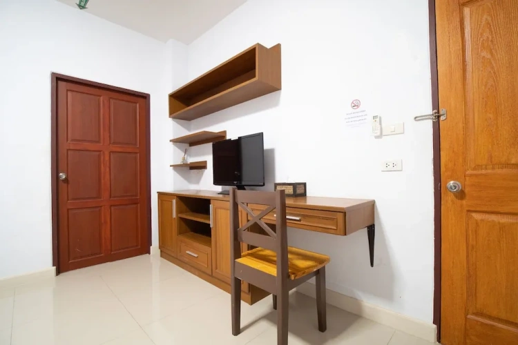 Quadruple Suite