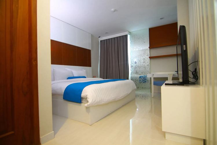 The Falatehan Hotel