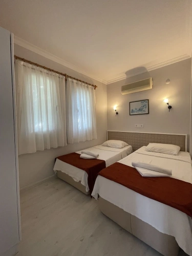 3 Bedrooms Apartment