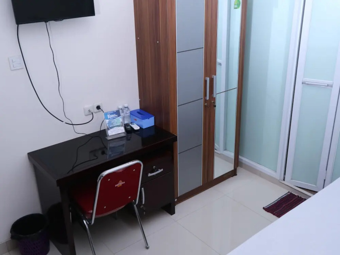 Kamar Keluarga Tanah Abang