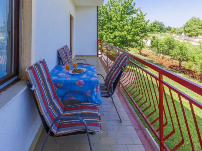Apartment  Ana Vercana 16186