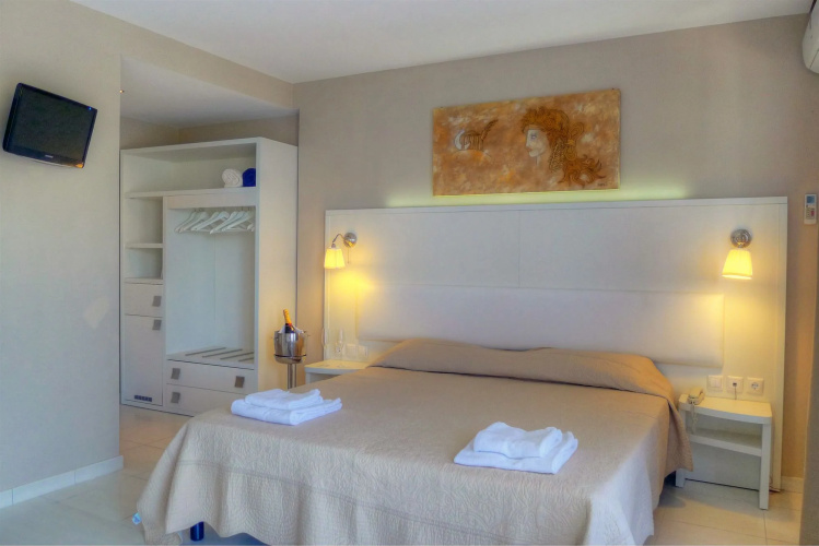 Sidari Beach Hotel
