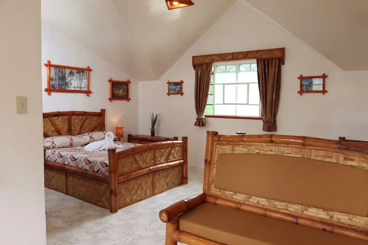 Suite with balcony