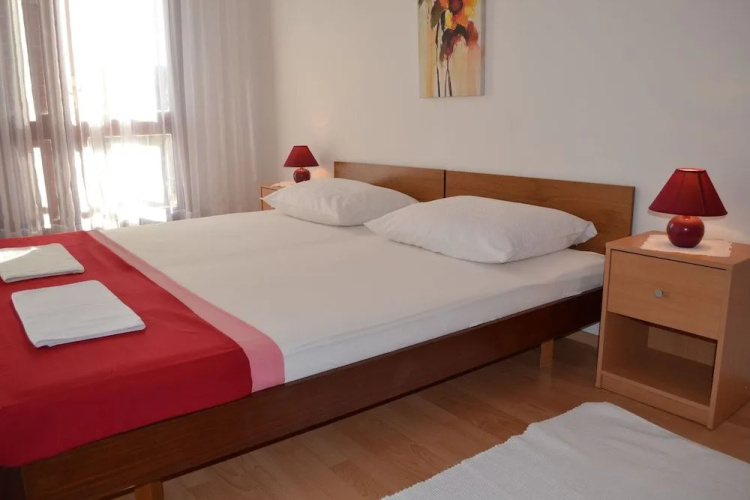 Apartments Celija