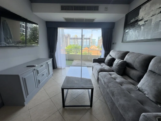 2 Bedrooms Apartment with balcony
