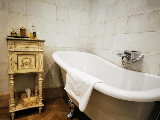 Quadruple Family Suite