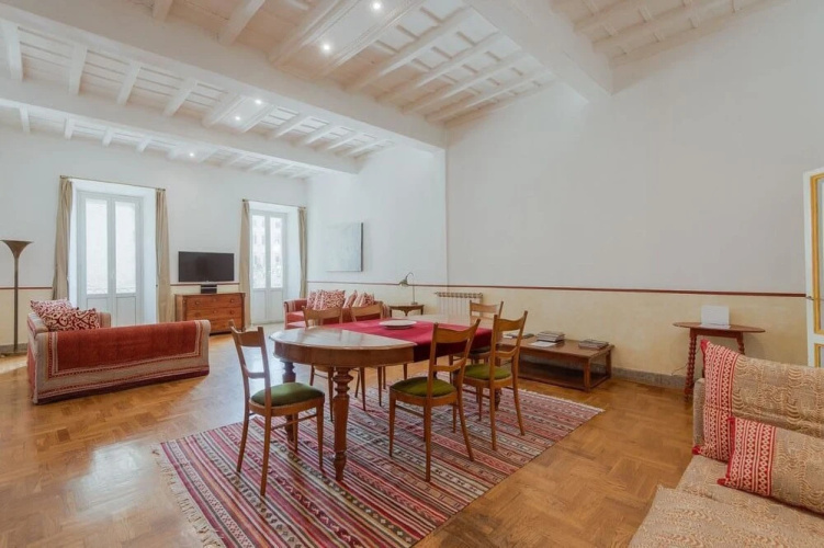 Farnese Stylish Apartment