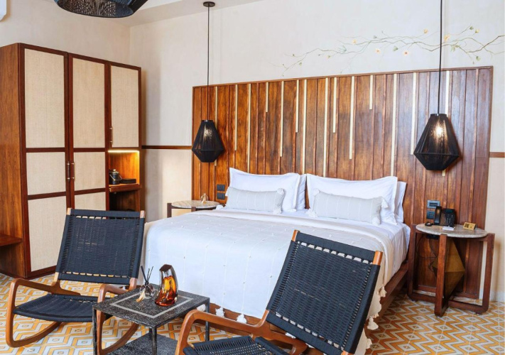Adoro Hotel Boutique