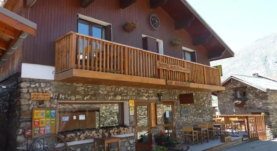 Hotel Alpin