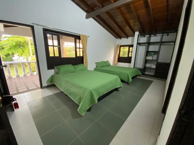 Standard Triple room