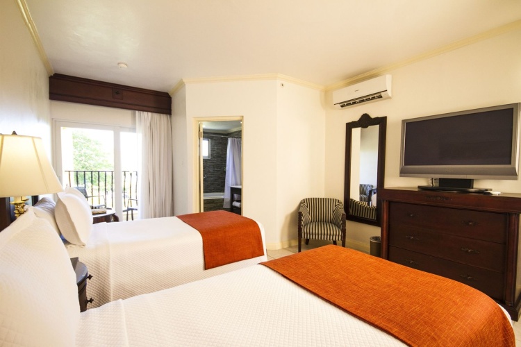 Jewel Paradise Cove Adult Beach Resort & Spa – All Inclusive photo 7
