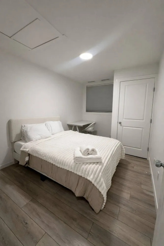 Condo w 2 Beds 13 Mins From West Edmonton Mall