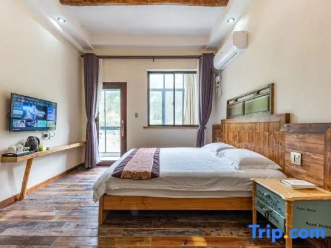4 Bedrooms Villa